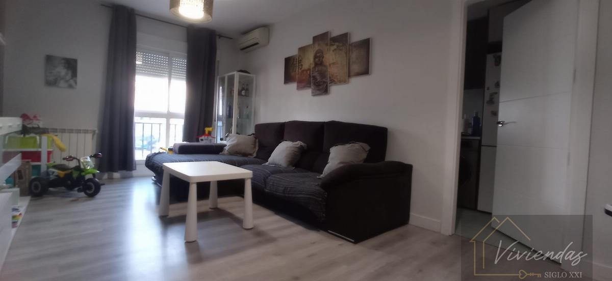 For sale of duplex in Villanueva de Perales