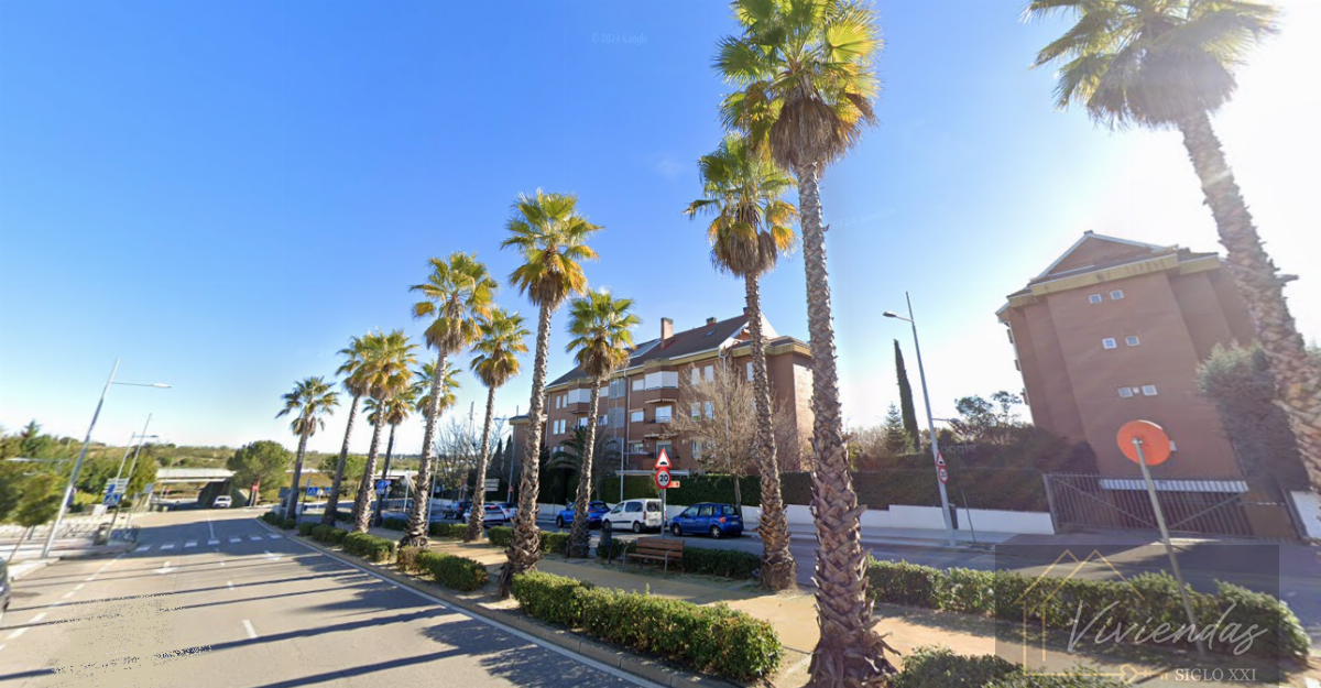 For sale of flat in Boadilla del Monte