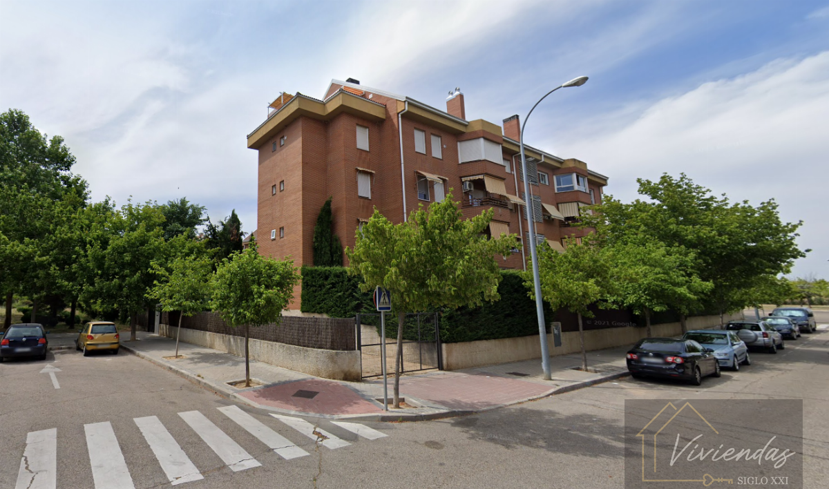 For sale of flat in Boadilla del Monte