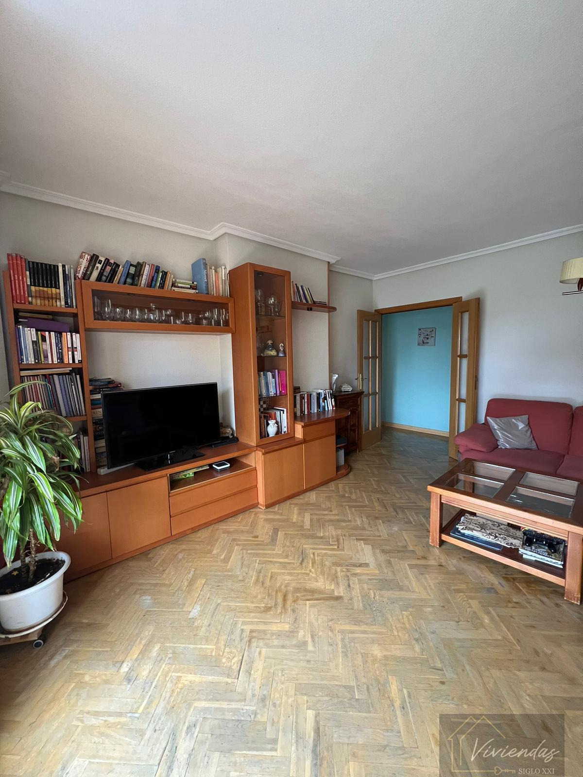 For sale of flat in Boadilla del Monte