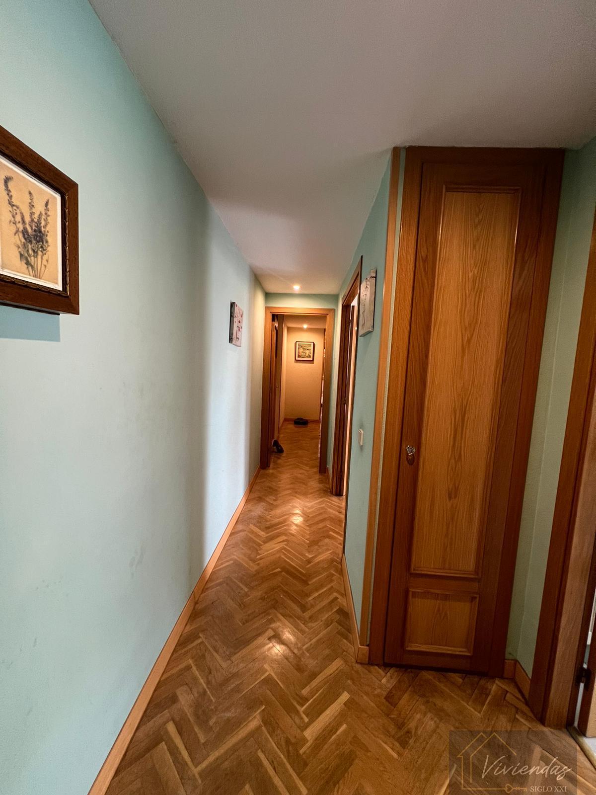 For sale of flat in Boadilla del Monte
