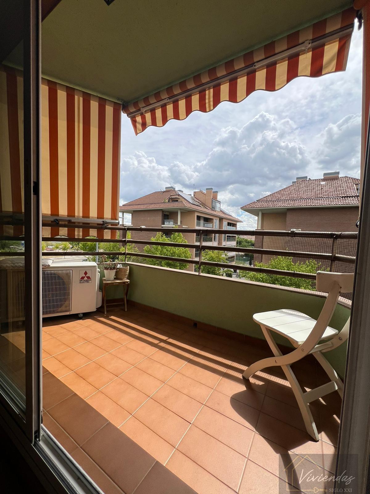 For sale of flat in Boadilla del Monte