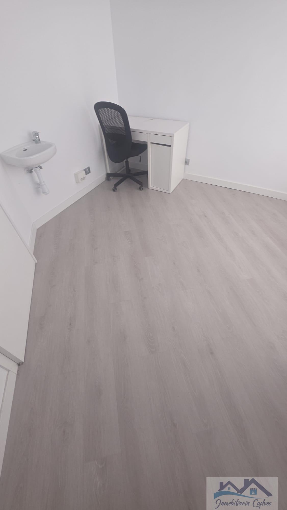 Venta de local en Villanueva del Pardillo