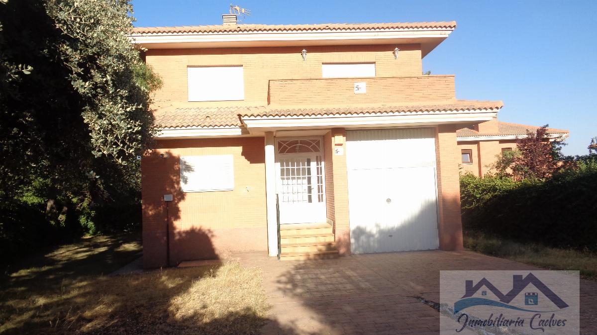 Venta de casa en Miraflores de la Sierra