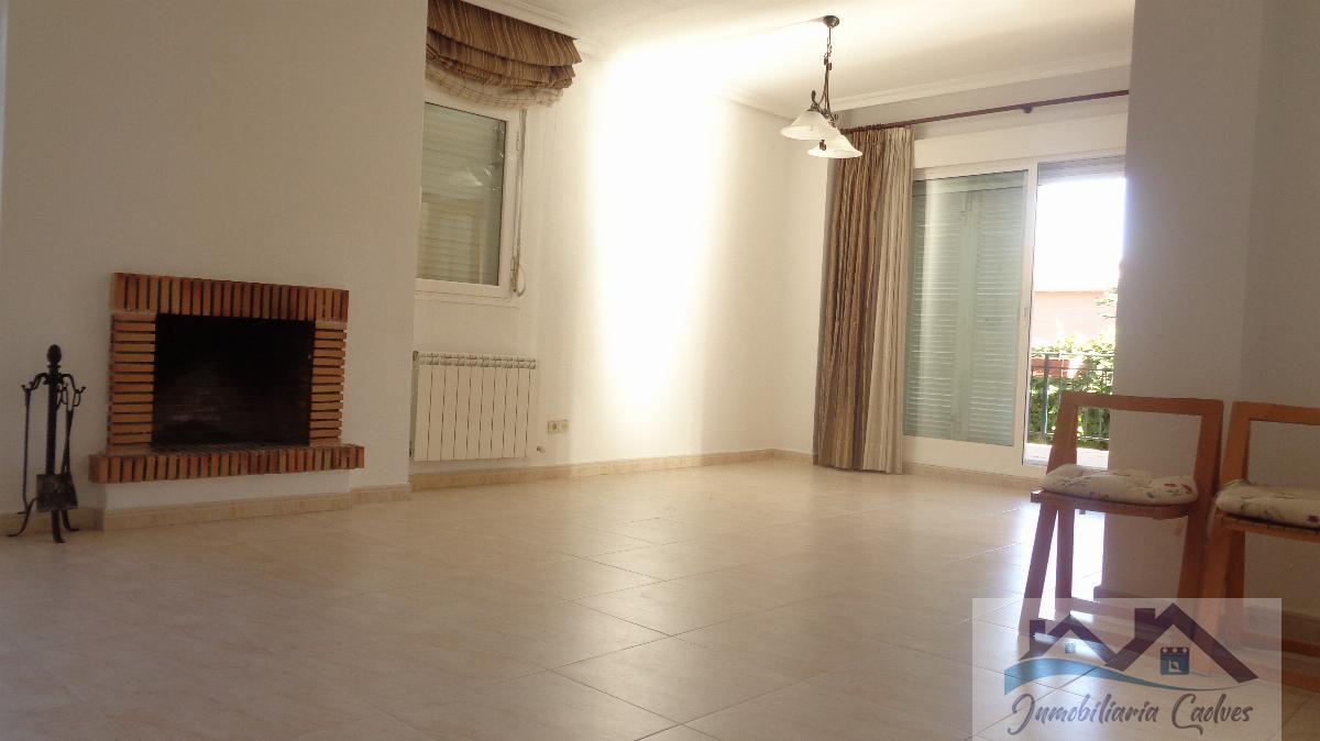 Venta de casa en Miraflores de la Sierra