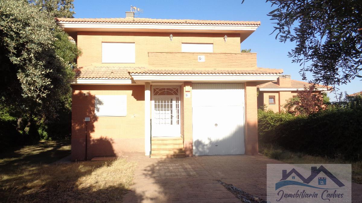 Venta de casa en Miraflores de la Sierra