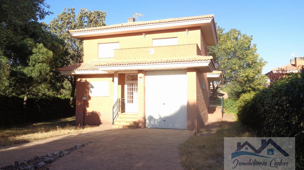 Venta de casa en Miraflores de la Sierra
