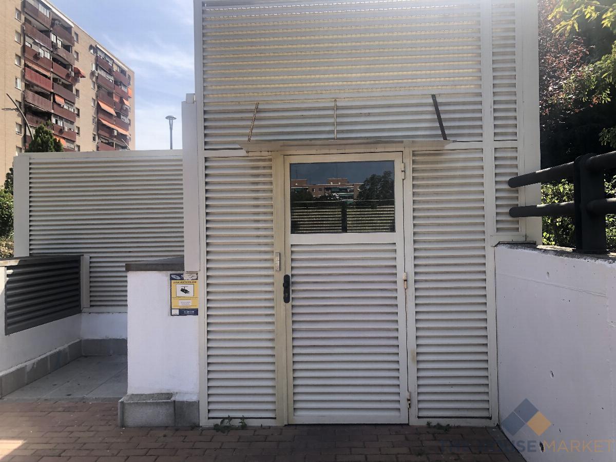Entry/Exit