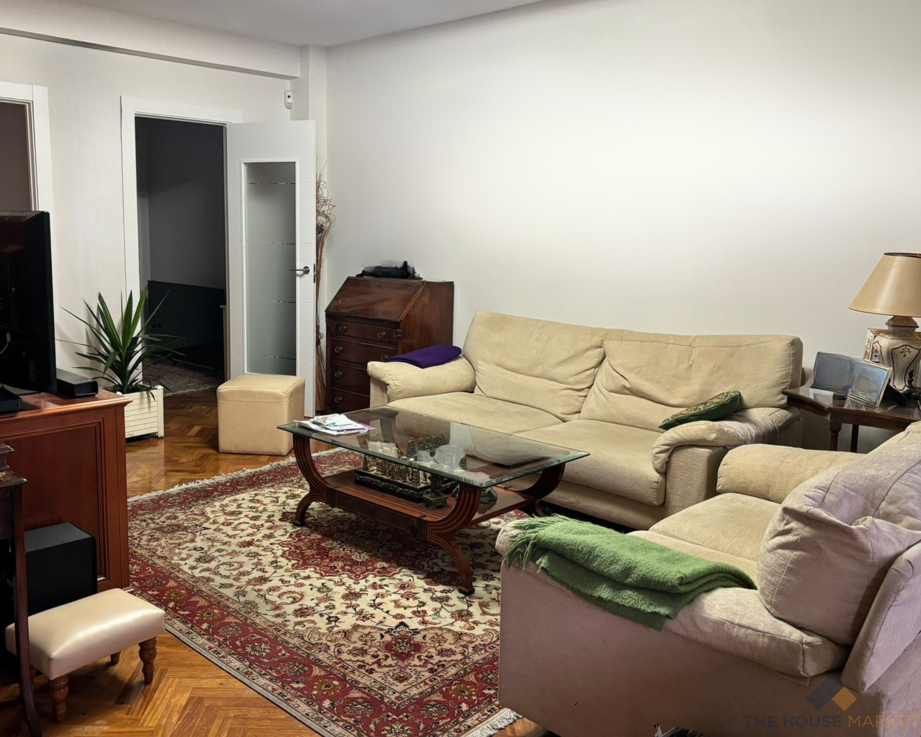 For sale of apartment in Madrid