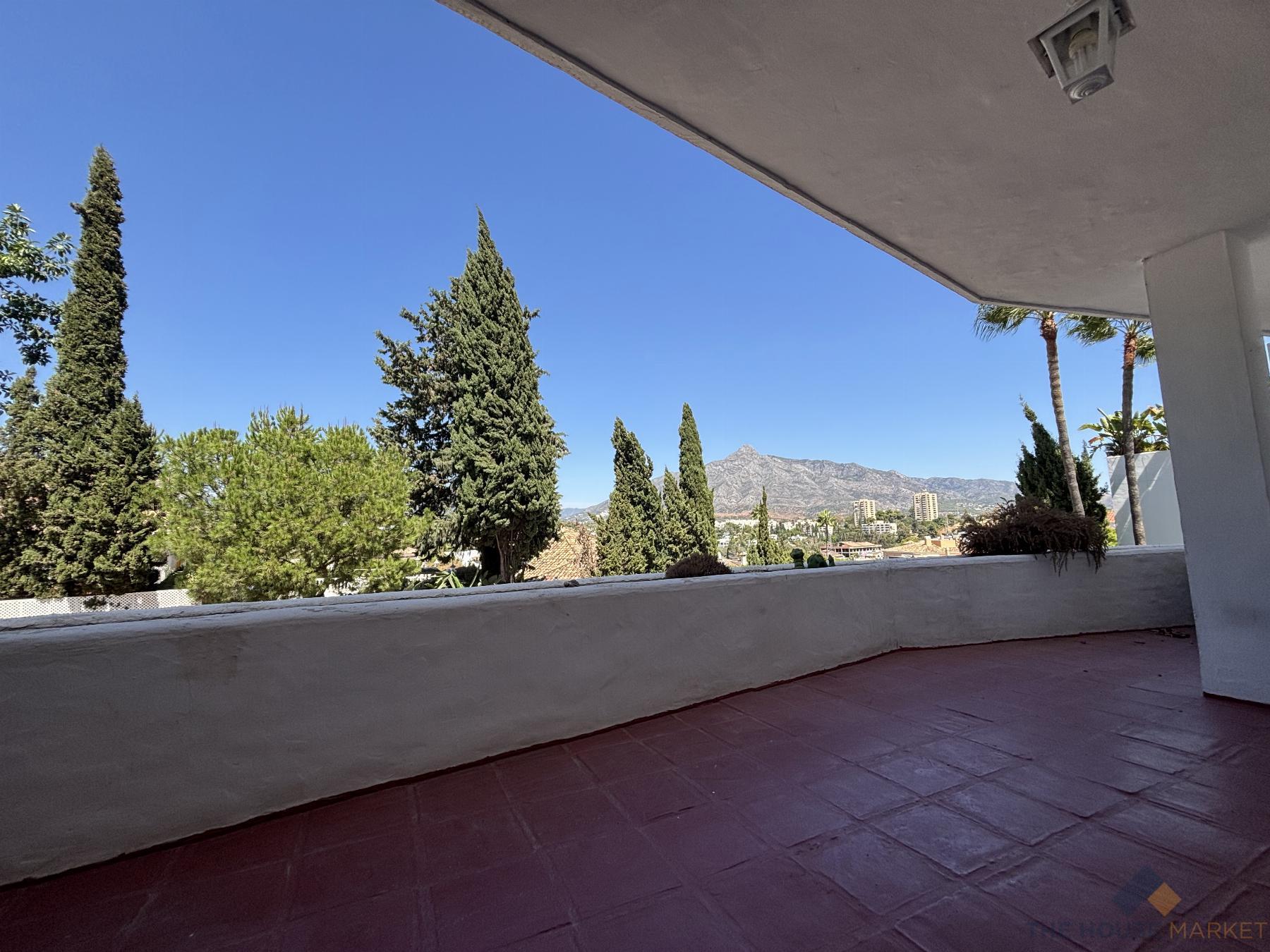 For sale of flat in Marbella