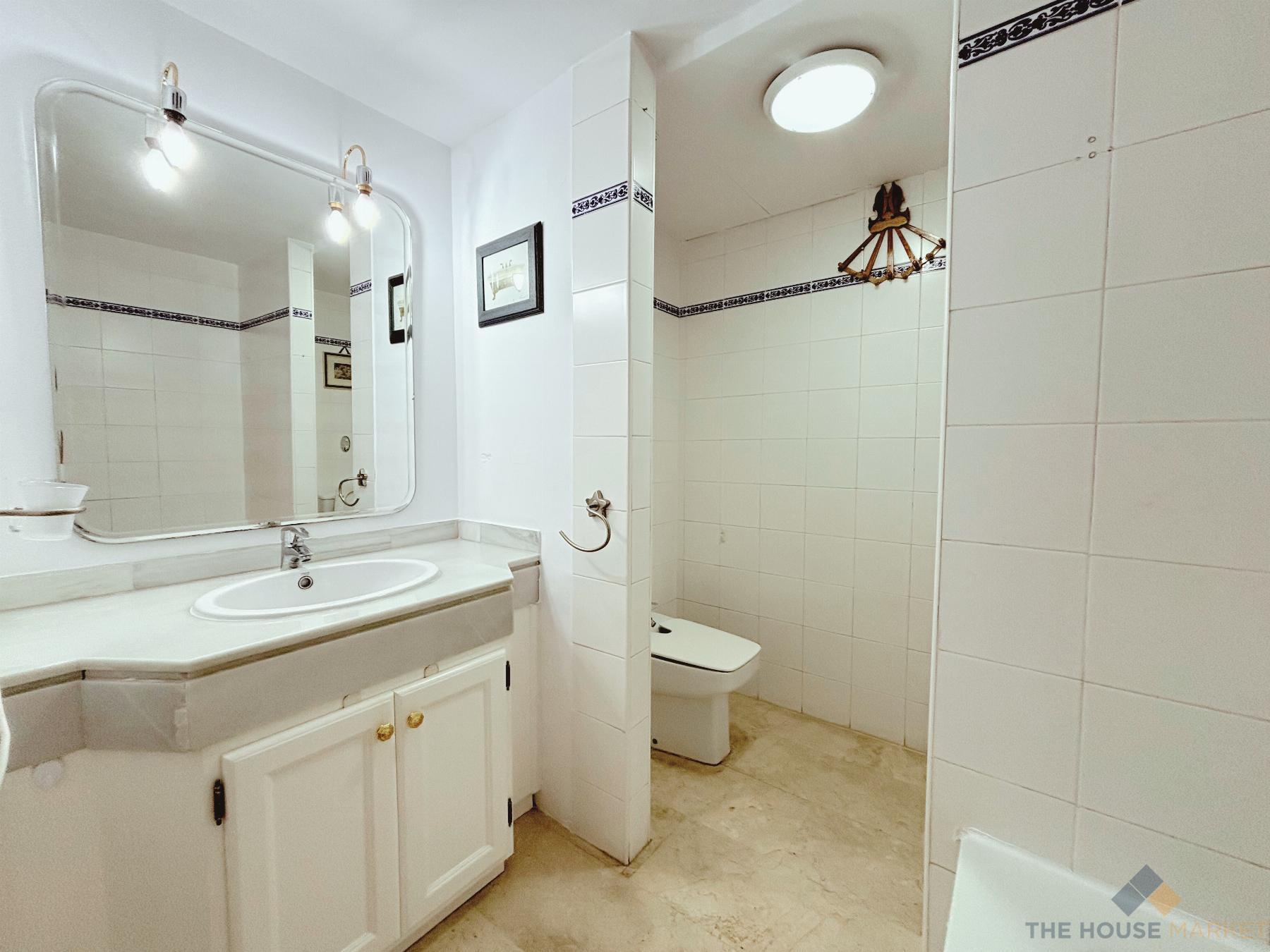 For sale of flat in Marbella