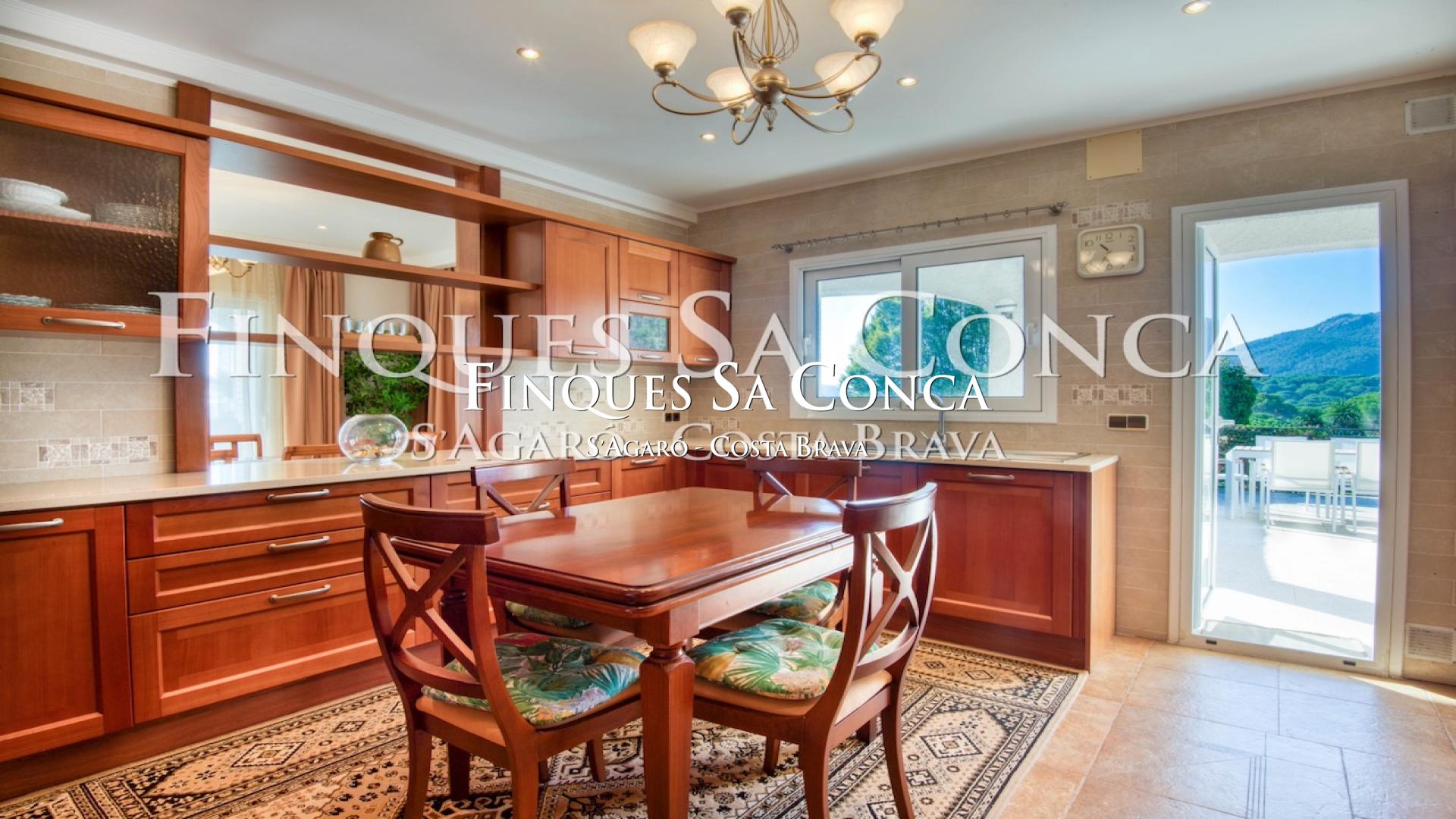 For sale of house in Sant Feliu de Guíxols