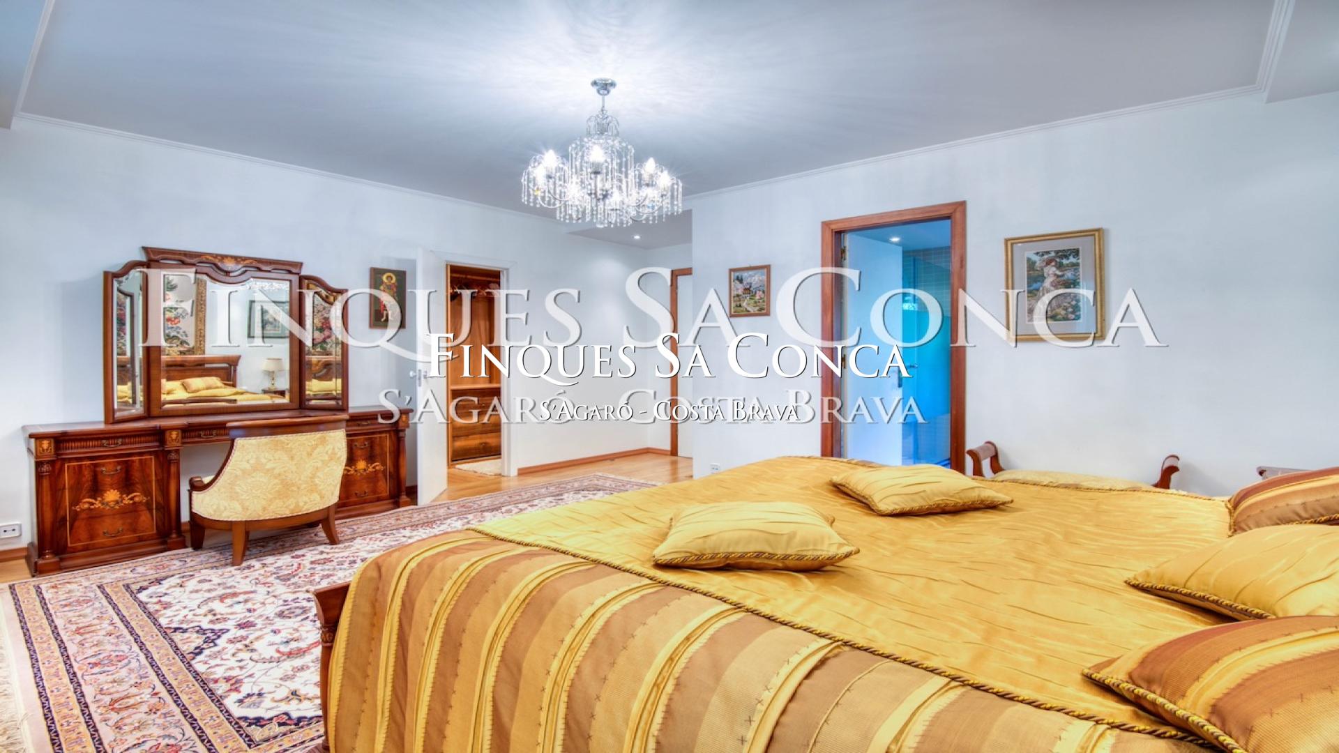 For sale of house in Sant Feliu de Guíxols