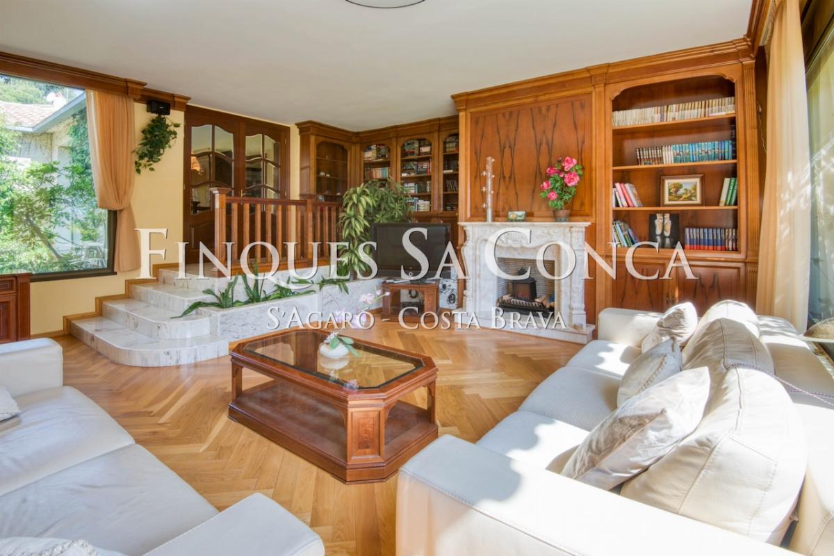 Salon
