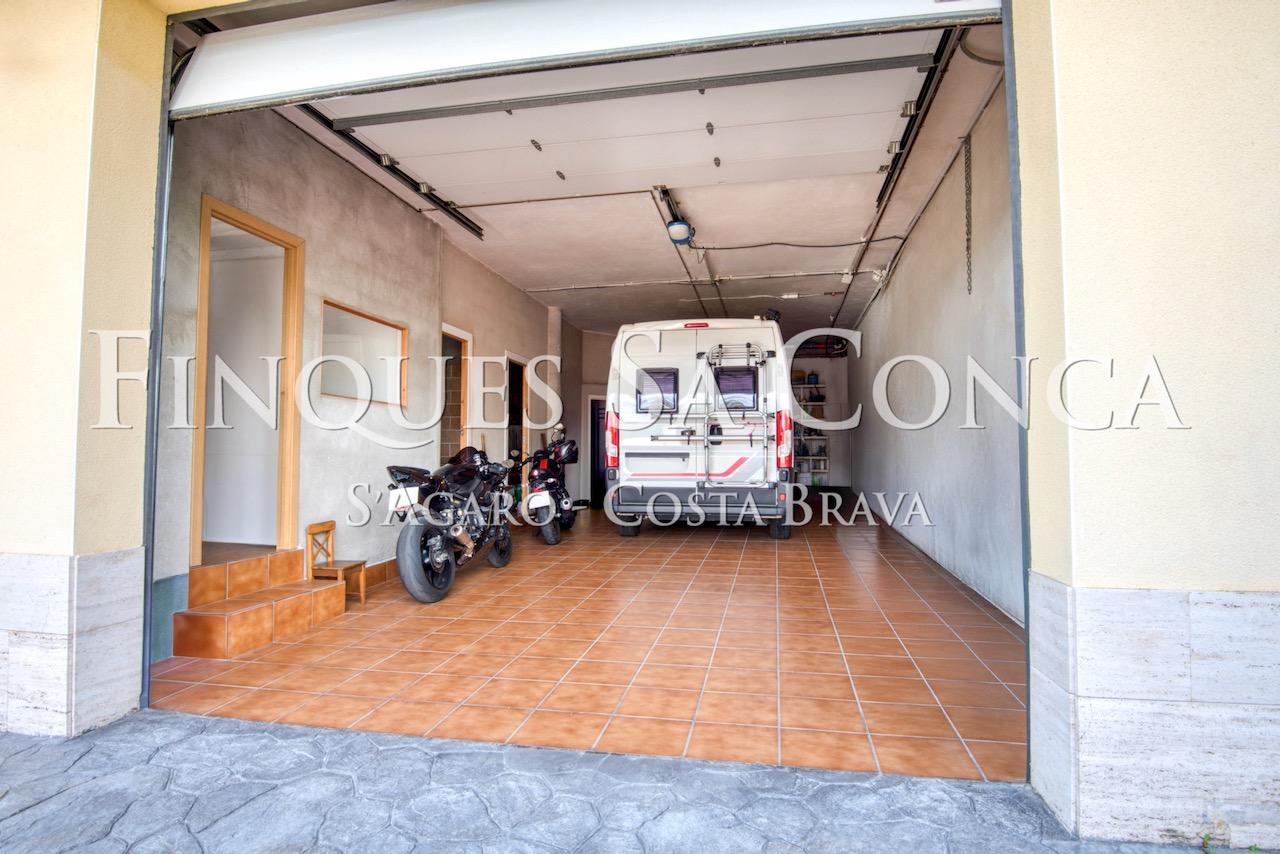 Garage Garage