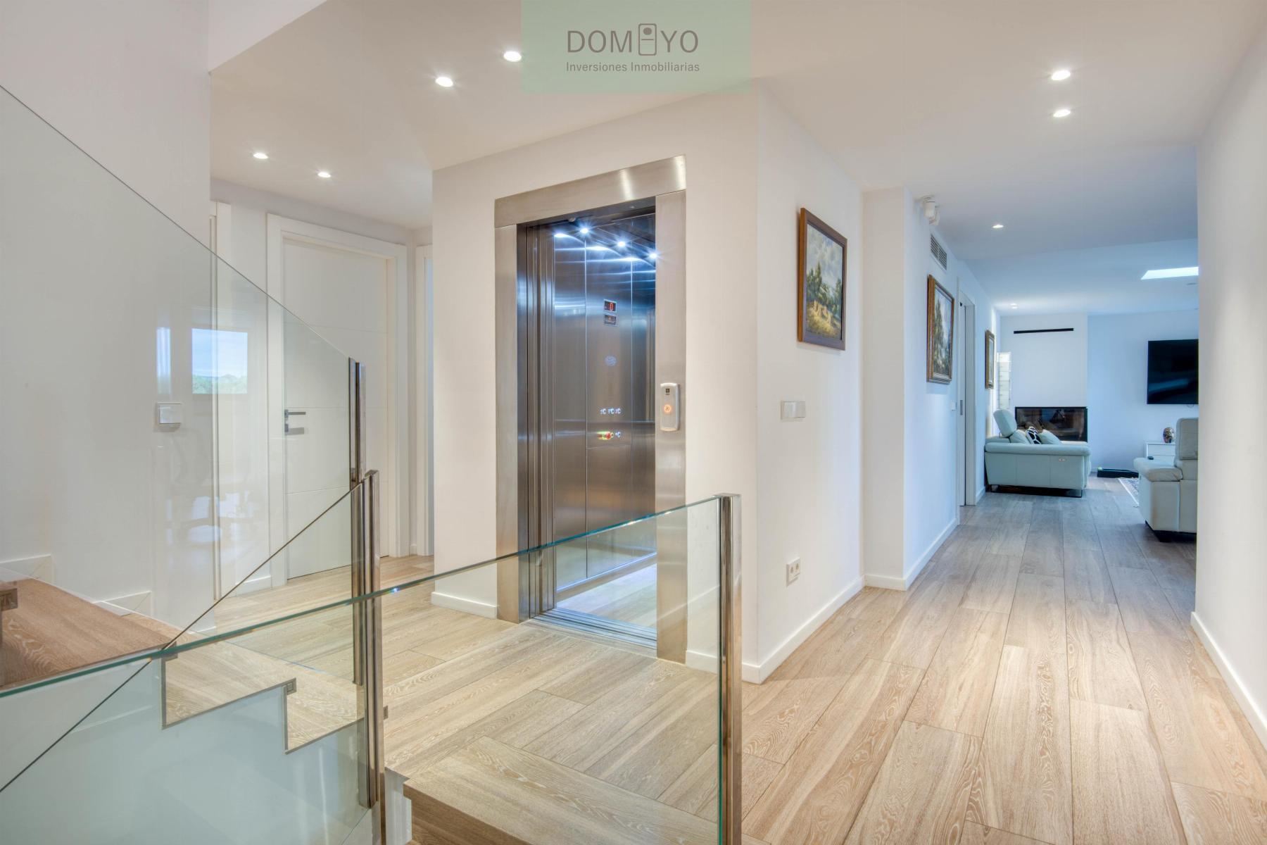 Venta de chalet en Santa Cristina D´aro