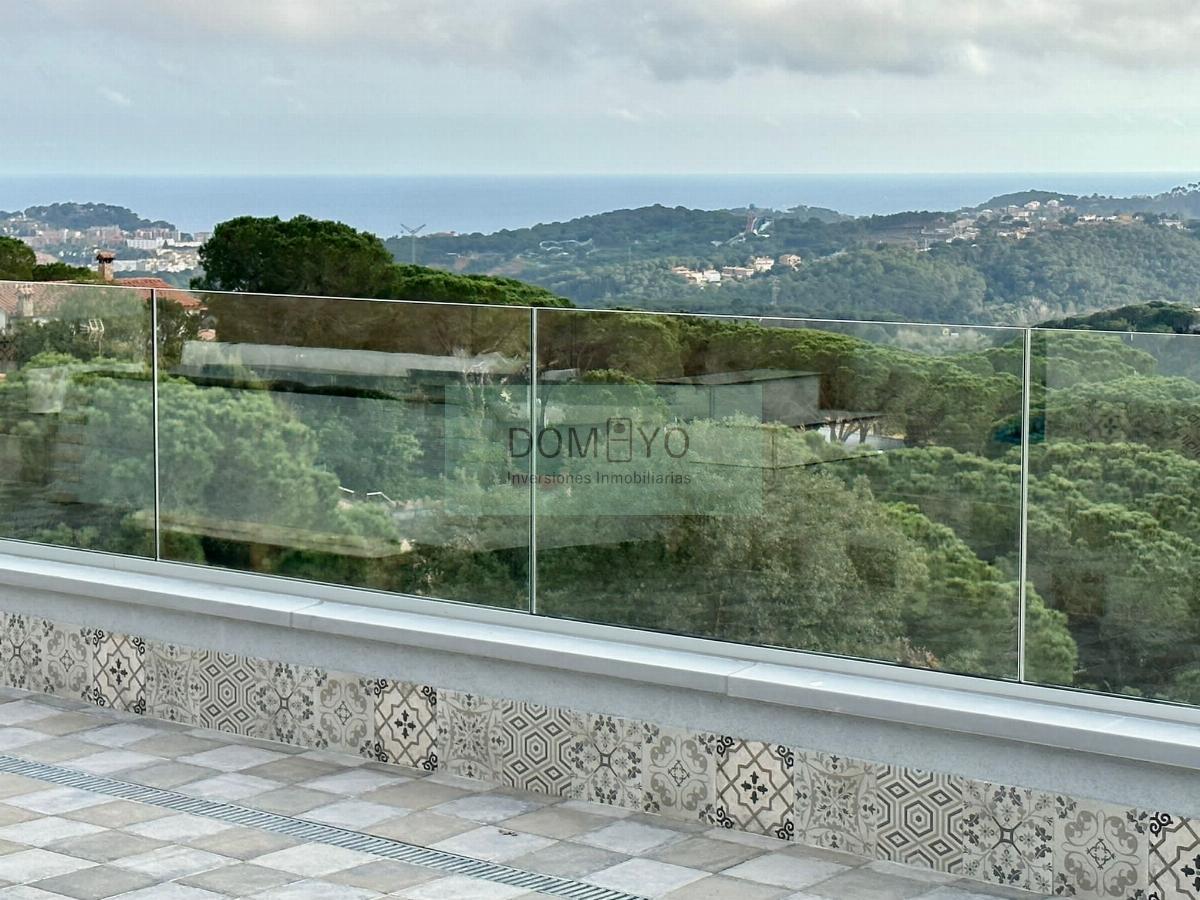 For sale of house in Lloret de Mar