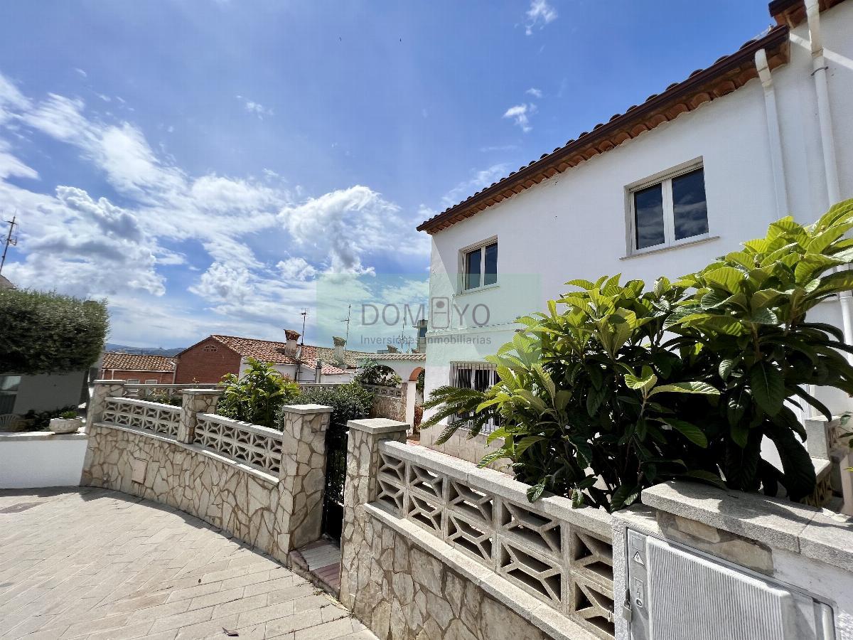 Продажа от

 Домa на Palamós