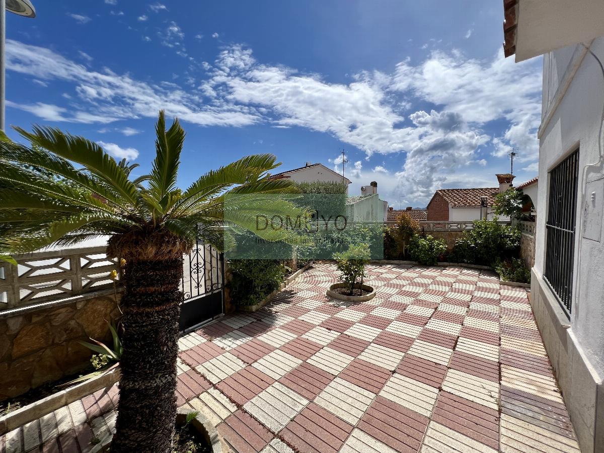 Продажа от

 Домa на Palamós