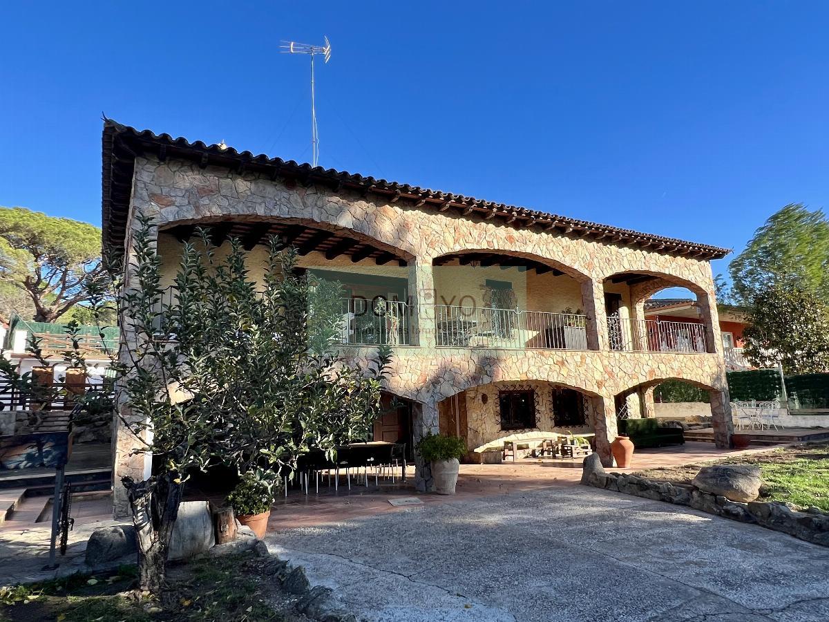 Продажа от

 Шалет

 на Santa Cristina D´aro