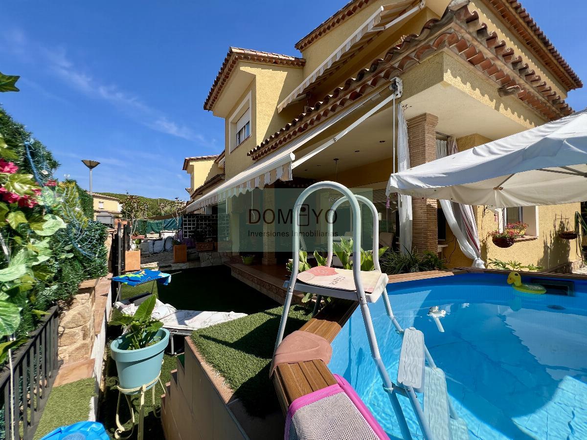 For sale of house in Santa Cristina D´aro