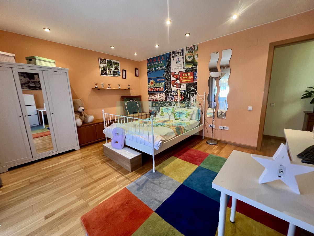 Venta de casa en Santa Cristina D´aro