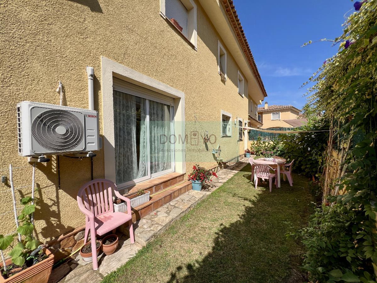 Venta de casa en Santa Cristina D´aro