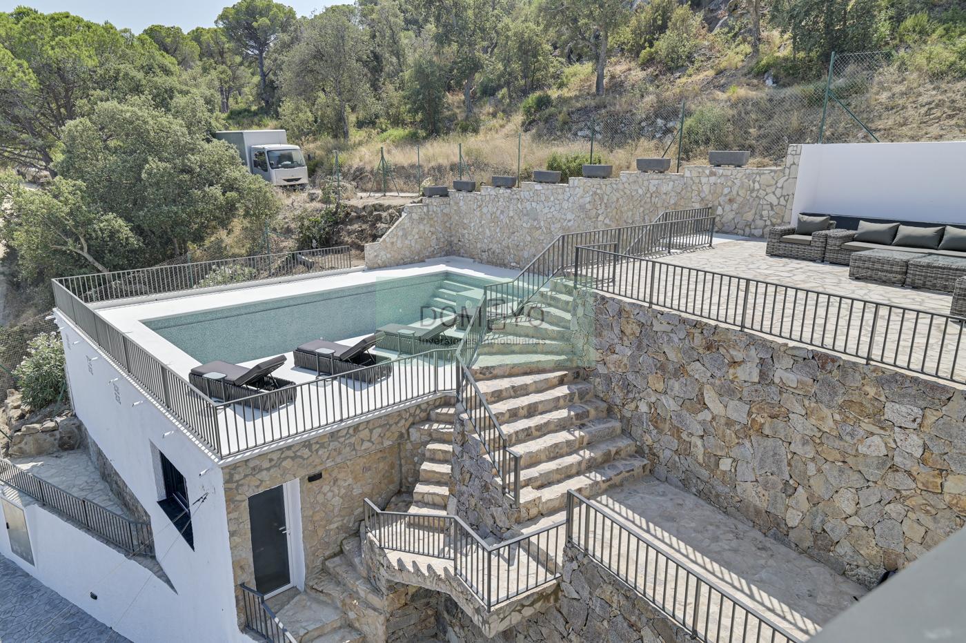 Продажа от

 Шалет

 на Sant Antoni de Calonge