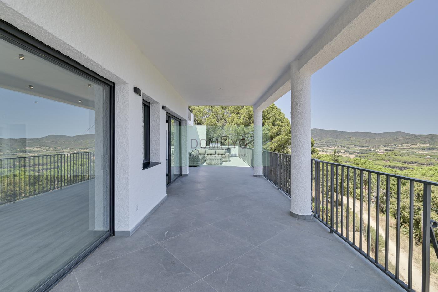 Продажа от

 Шалет

 на Sant Antoni de Calonge