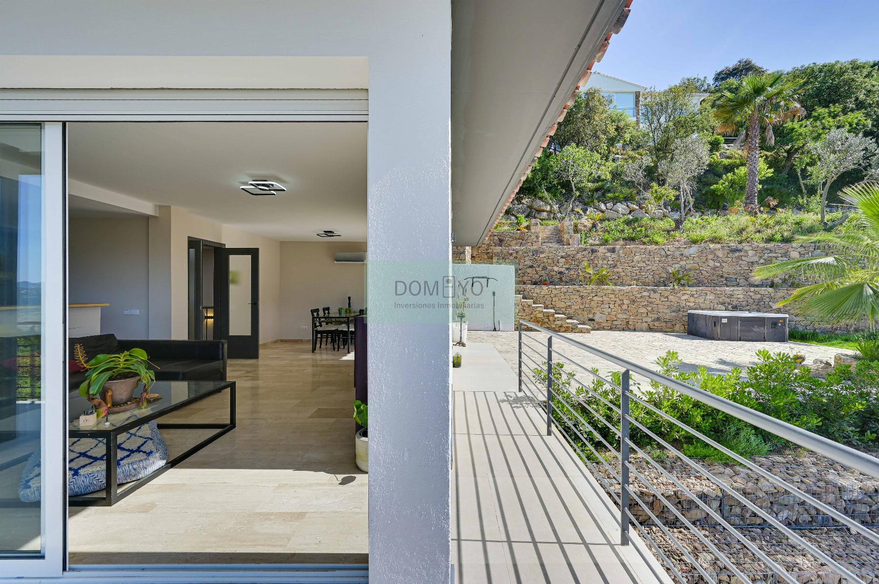 For sale of house in Santa Cristina D´aro
