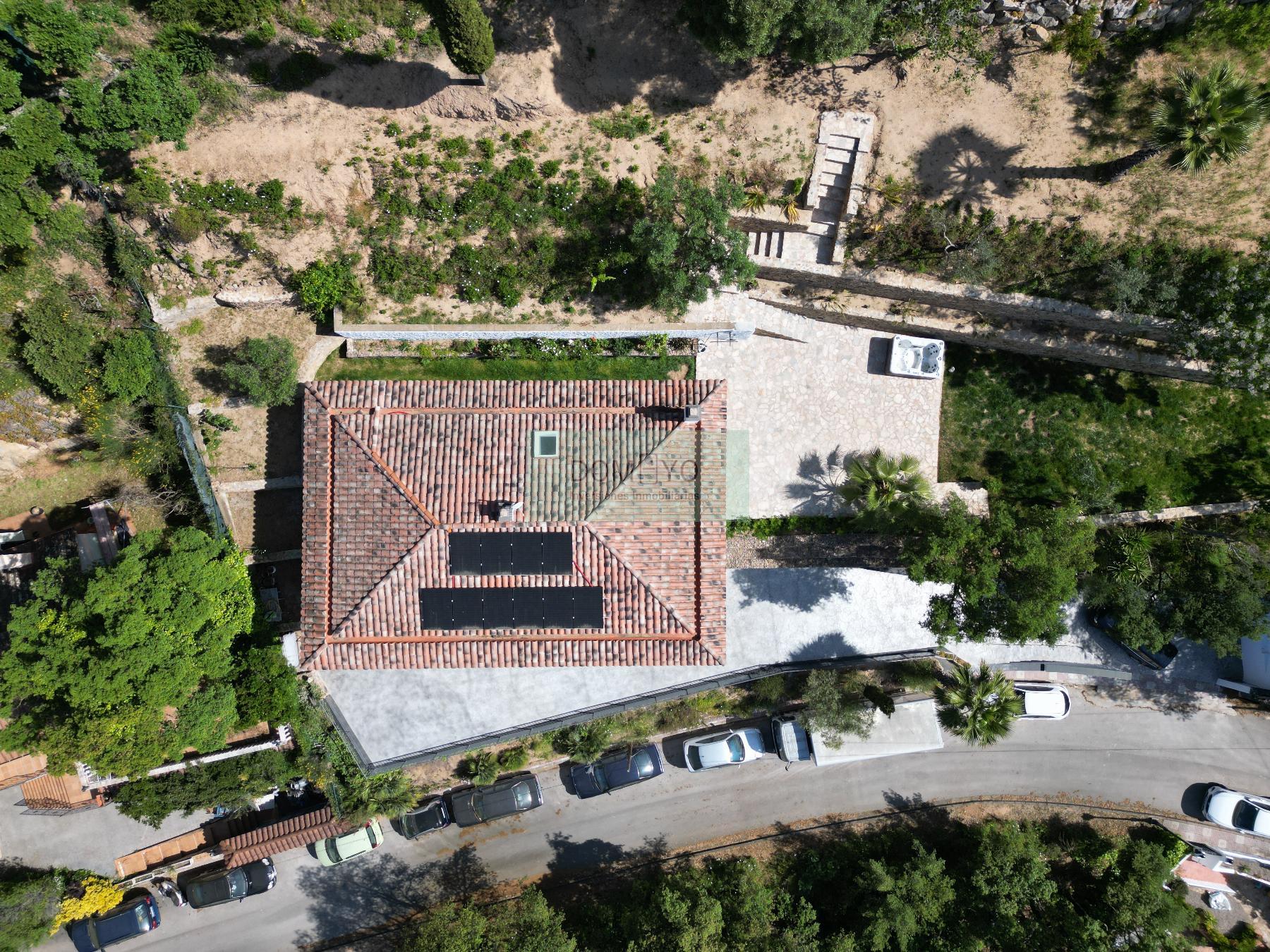 For sale of house in Santa Cristina D´aro