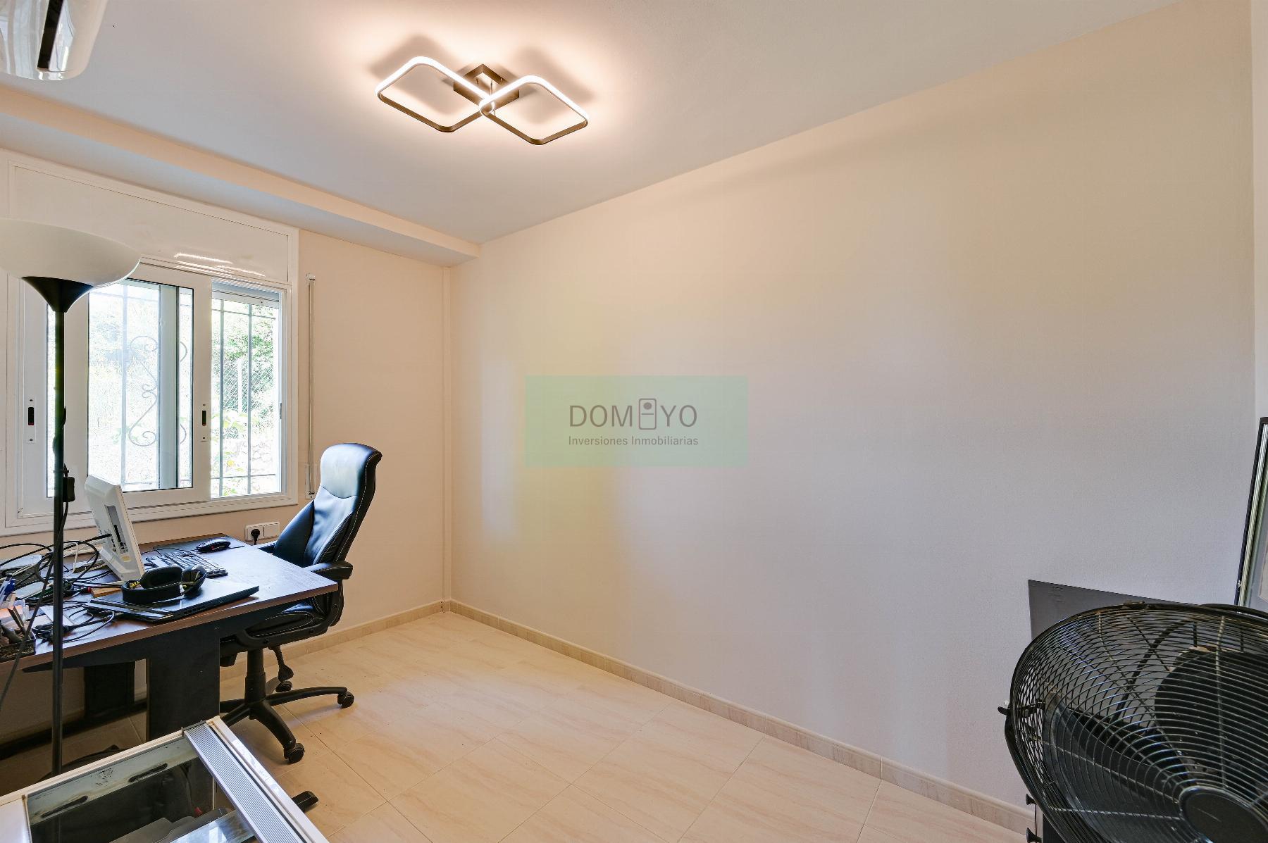 For sale of house in Santa Cristina D´aro