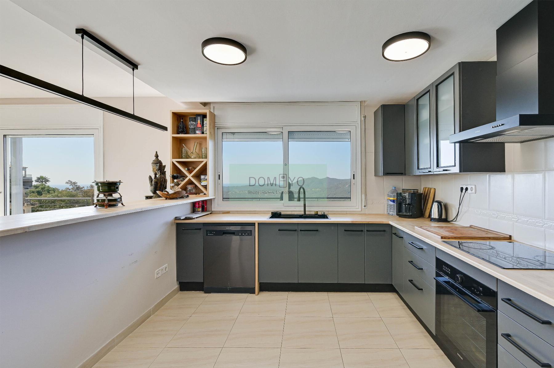 For sale of house in Santa Cristina D´aro