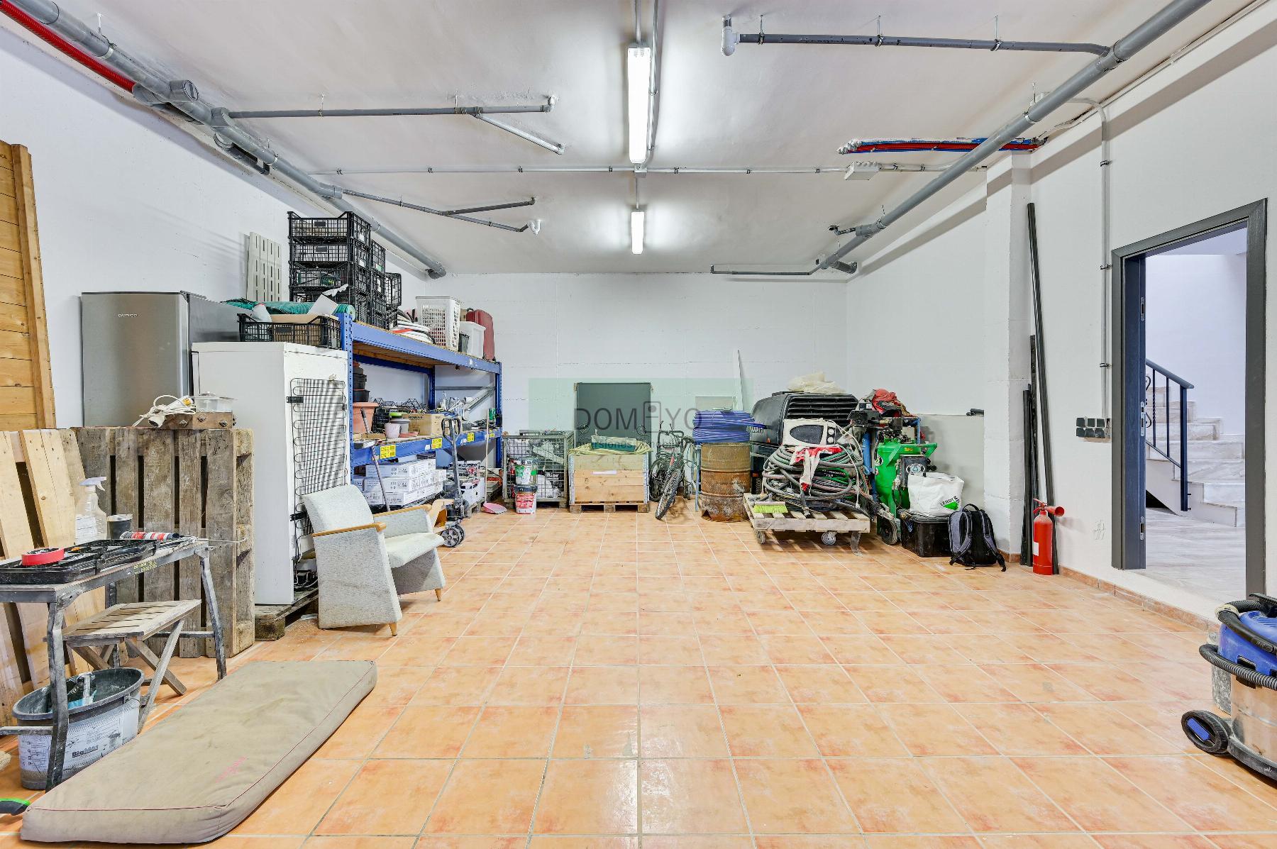 For sale of house in Santa Cristina D´aro