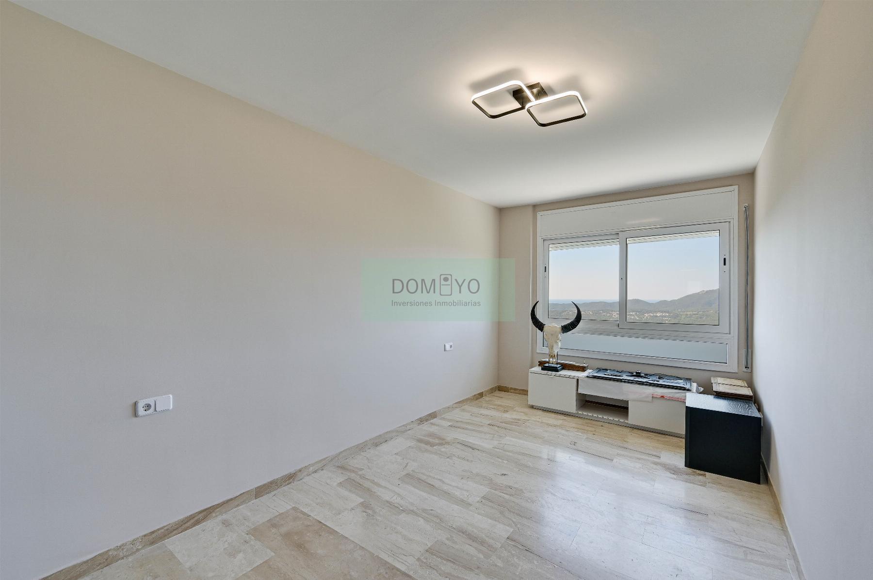 For sale of house in Santa Cristina D´aro