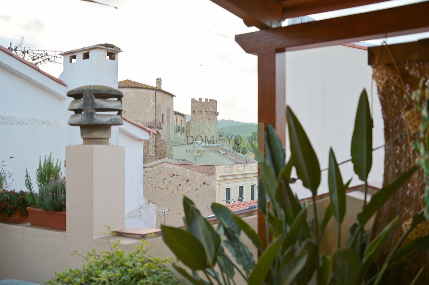 For sale of duplex in Sant Feliu de Guíxols