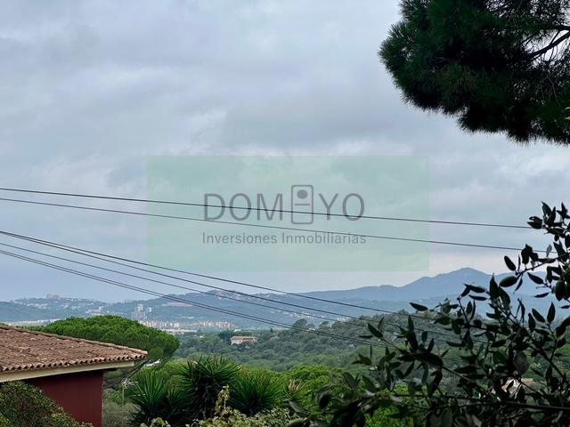 Продажа от

 Земельные участки на Platja d´Aro