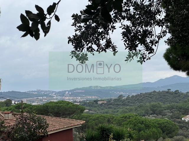 Продажа от

 Земельные участки на Platja d´Aro