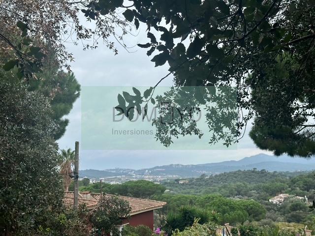 Продажа от

 Земельные участки на Platja d´Aro