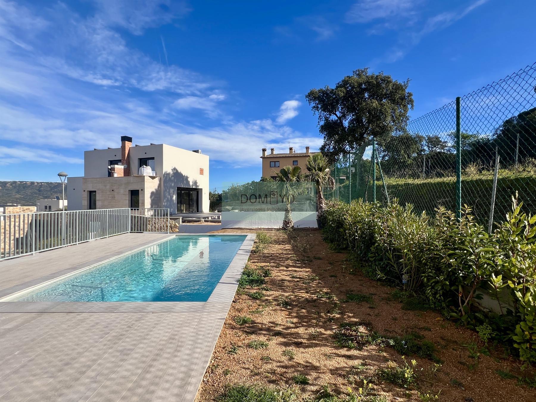 Venta de casa en Santa Cristina D´aro
