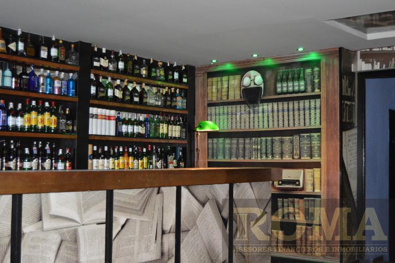 For sale of commercial in Salamanca