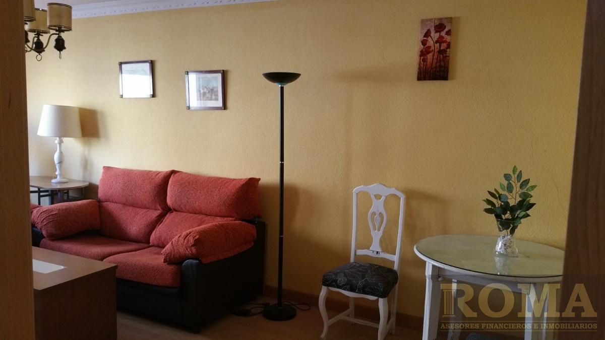 For sale of flat in Salamanca