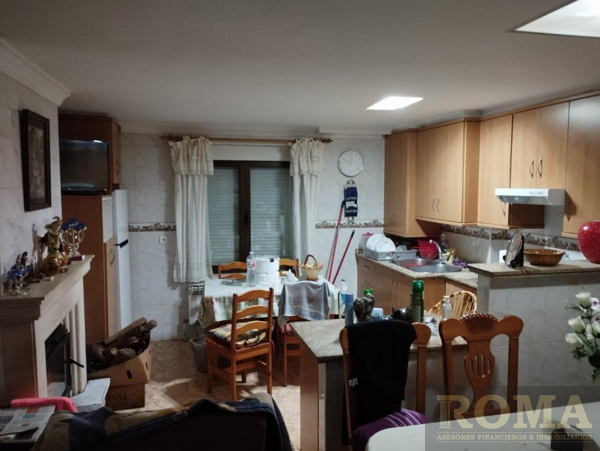 Venta de chalet en Castellanos de Villiquera