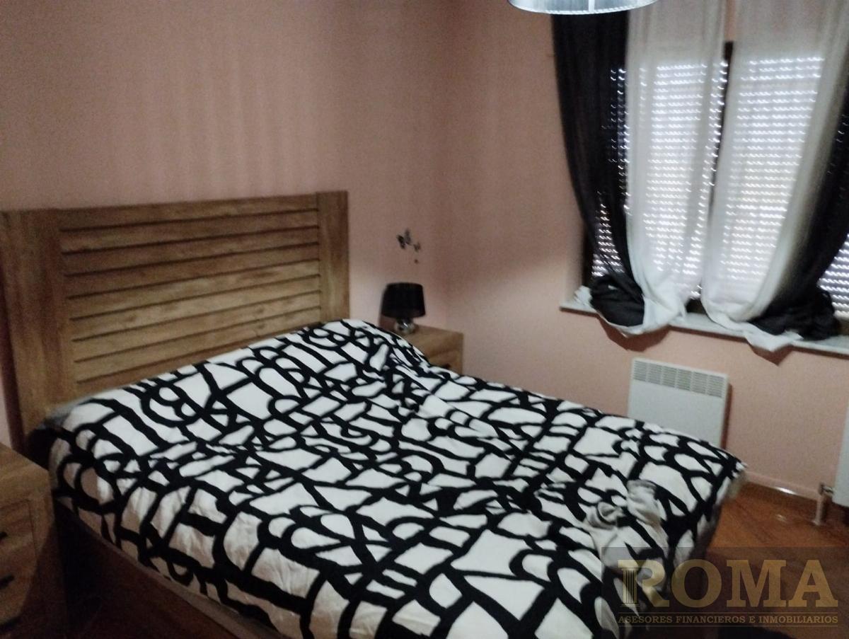 Venta de chalet en Castellanos de Villiquera