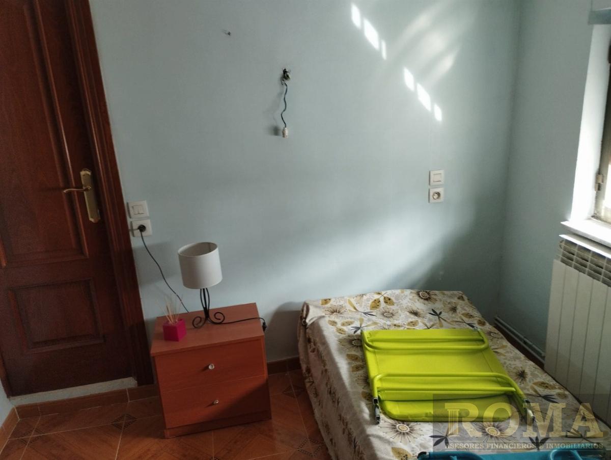 Venta de chalet en Castellanos de Villiquera