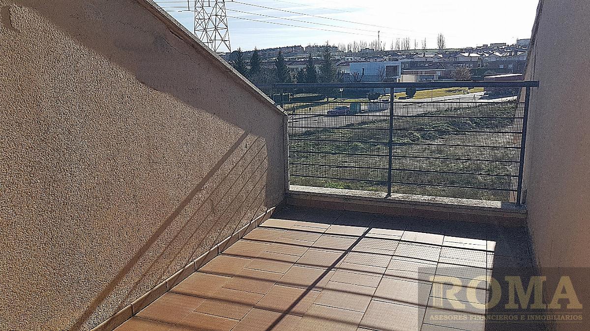 Venta de chalet en Villamayor
