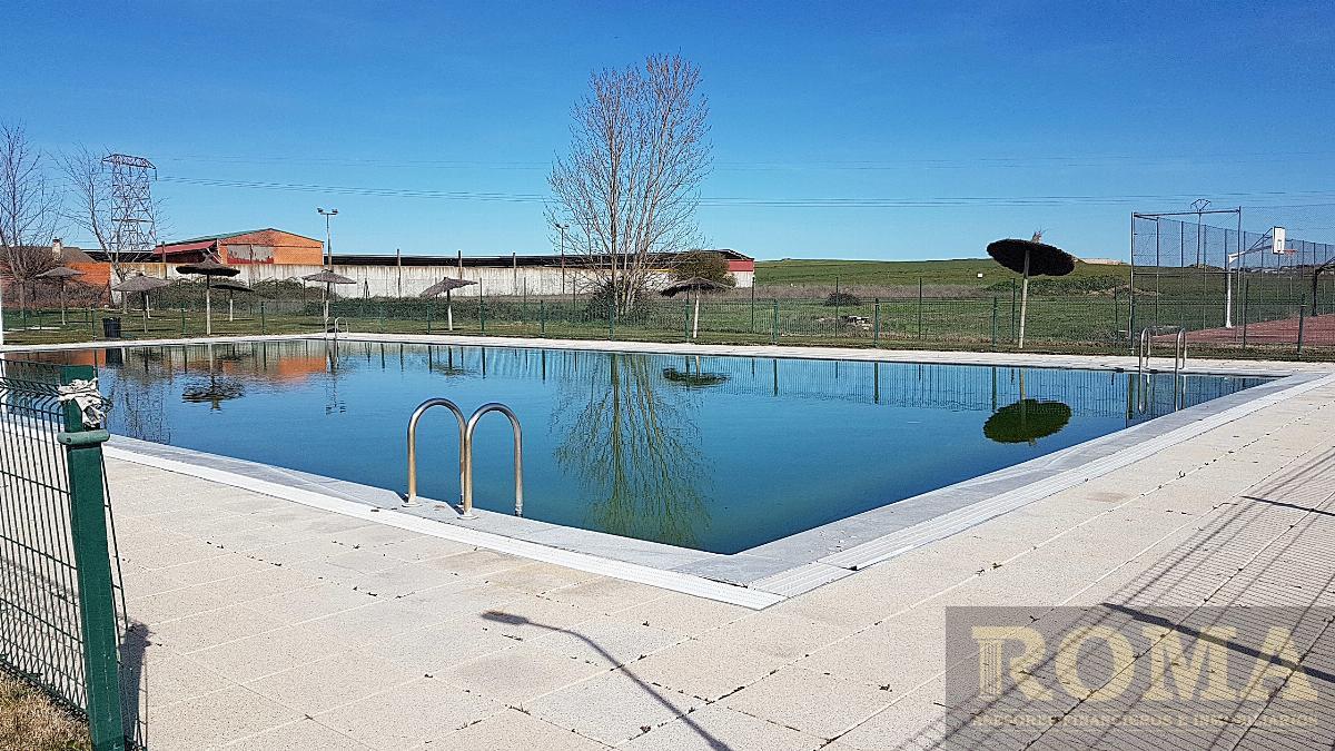Venta de chalet en Villamayor