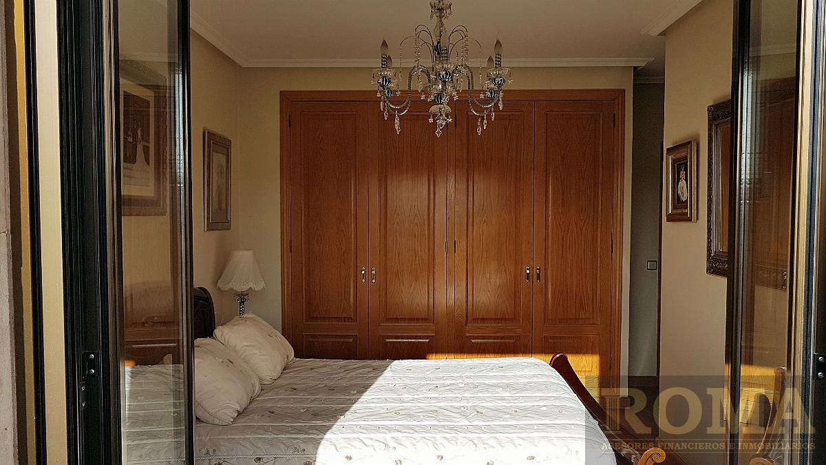 Venta de chalet en Villamayor