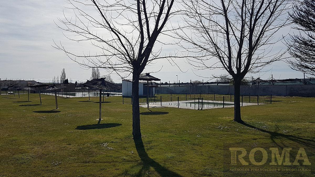Venta de chalet en Villamayor
