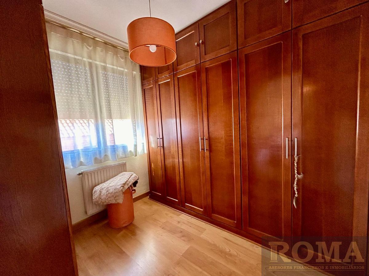 For sale of chalet in Cabrerizos